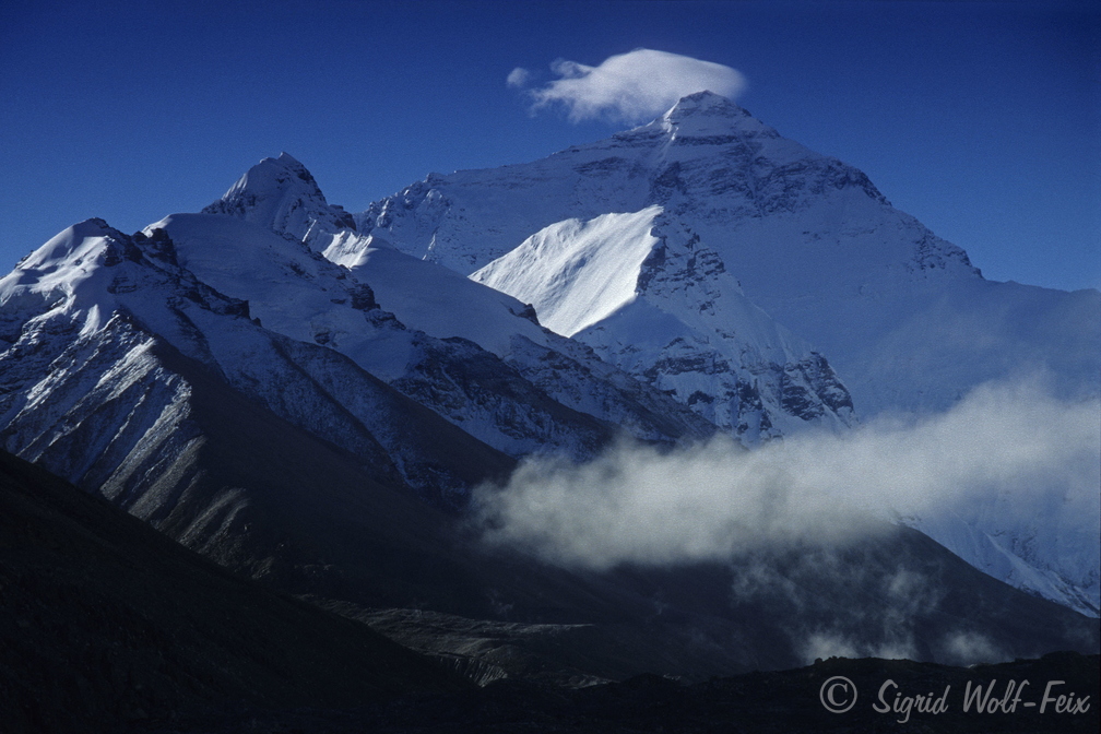 002 Mount Everest.jpg