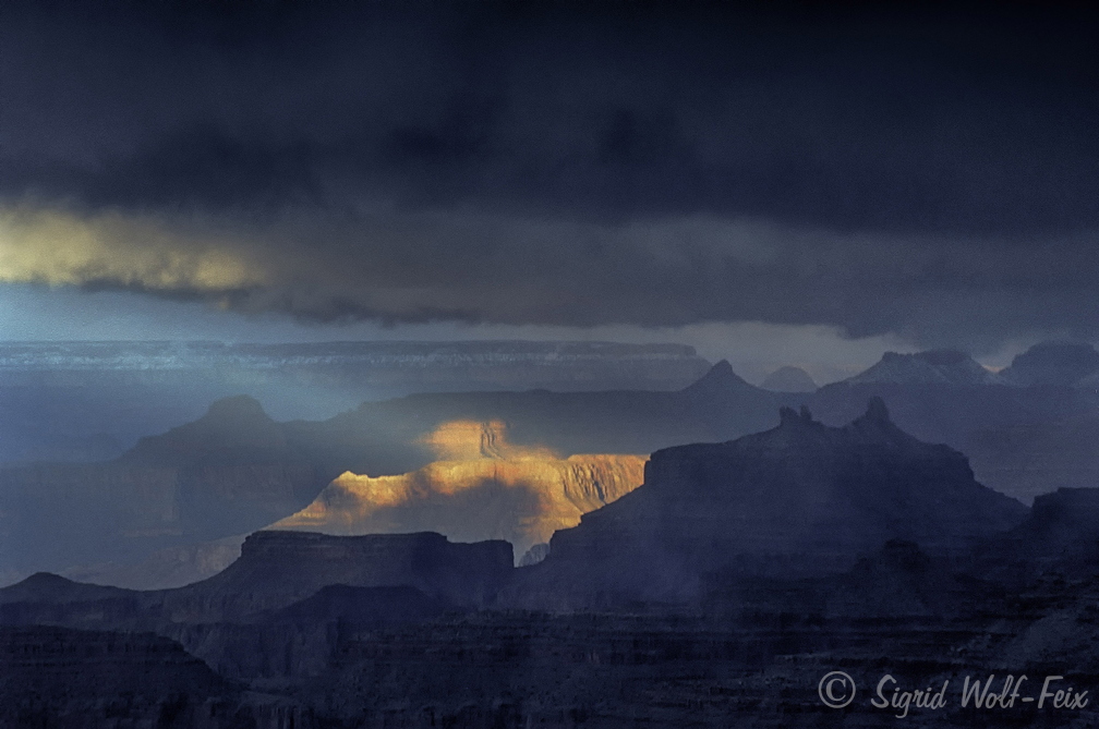 007 Desert View Point, Grand Canyon.jpg
