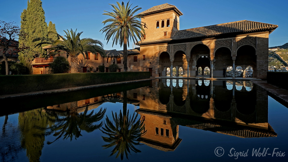 004 Alhambra, Granada.jpg