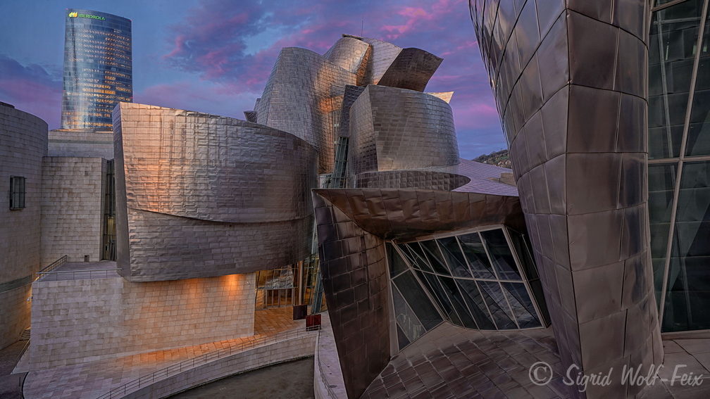 006 Guggenheim Museum.jpg