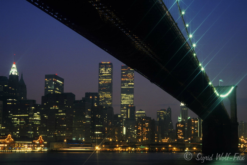 005 Brooklyn Bridge.jpg