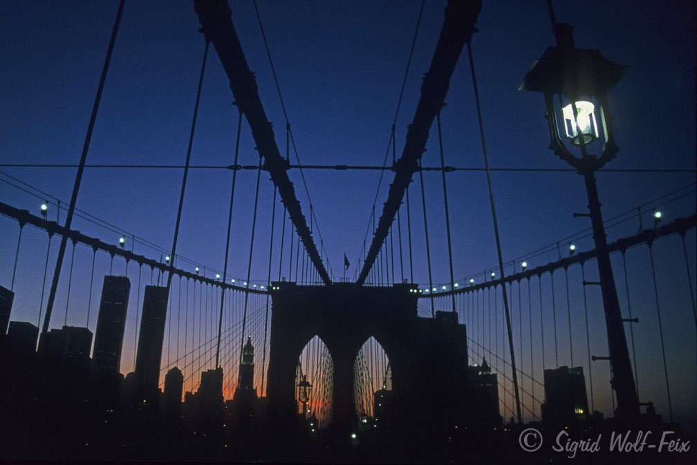 006 Brooklyn Bridge.jpg