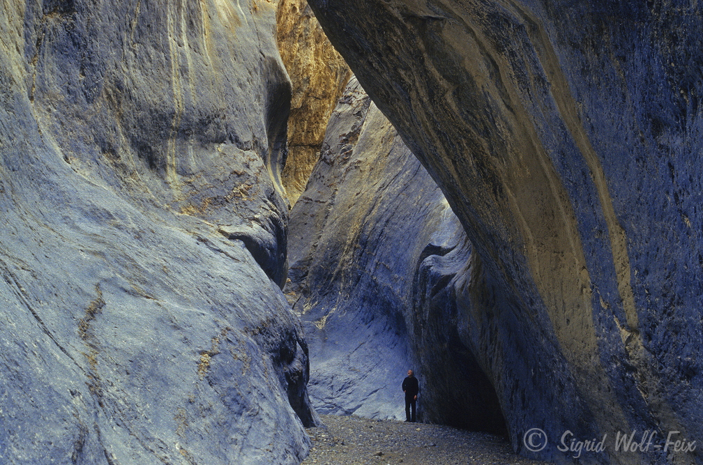 021a DeathValley Marble Canyon.jpg