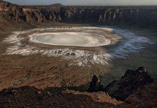 067 Wahbah Crater