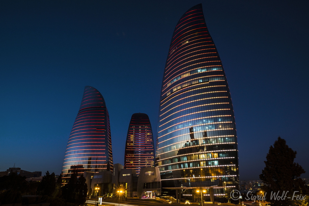 006a Baku, Flame Towers.jpg