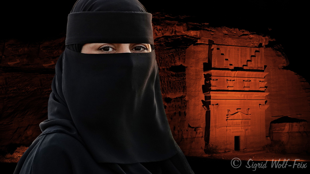 001 Araberin in Hegra.jpg