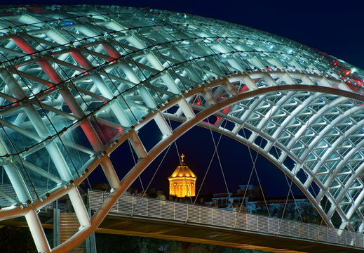 002 Tiflis, Peace Bridge, Georgien